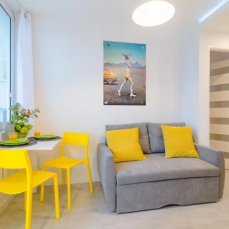 Rent Like Home - Apartament Zelazna II *