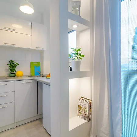 Rent Like Home - Apartament Zelazna II 华沙